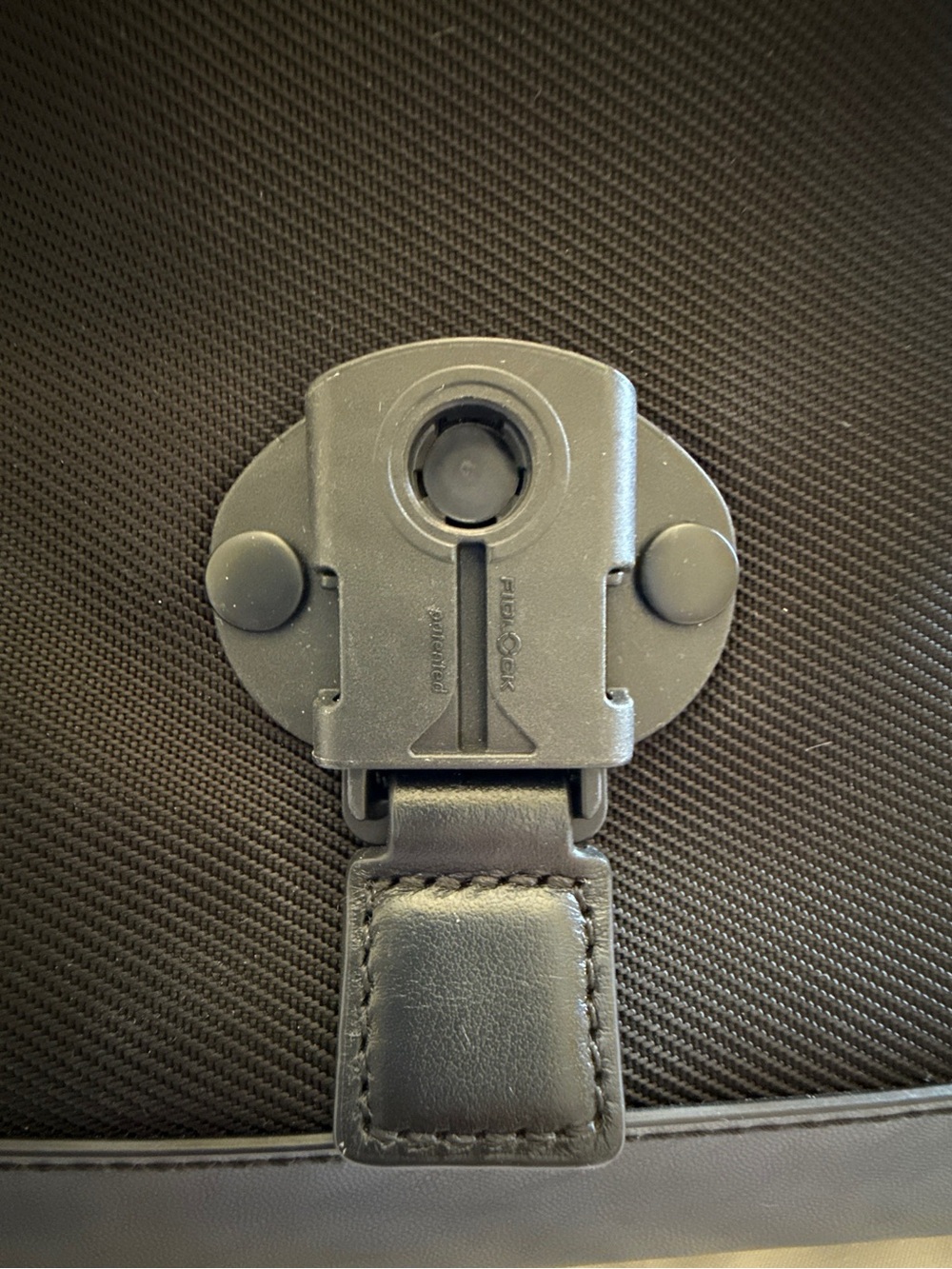 Montblanc Nightflight Messenger Bag - Picture 9 of 13